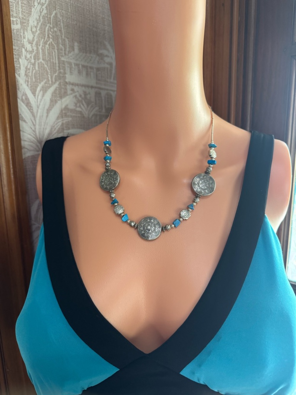 Boho Silver Medallion Turquoise Howlite Beaded Necklace Southwest Style coin